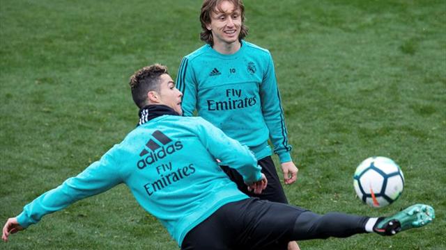 Modric se entrena con normalidad, Nacho se ejercita ya en césped