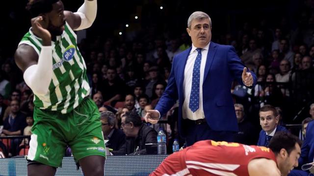 Quintana deja de ser entrenador del Betis y es sustituido por Javi Carrasco