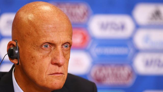 Collina fa chiarezza: "Non stiamo sperimentando il regolamento sul Mondiale Femminile" Collina fa chiarezza: "Non stiamo sperimentando il regolamento sul Mondiale Femminile"