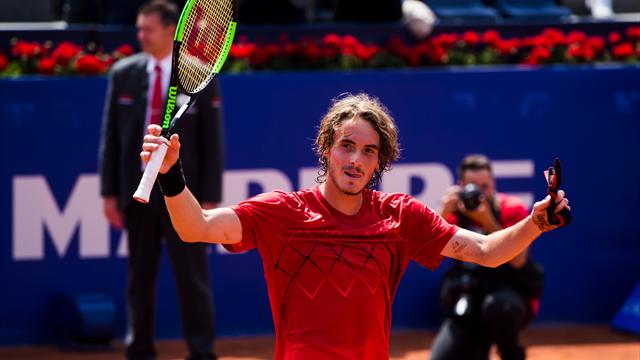 Teenager Tsitsipas stages another upset to reach Barcelona final