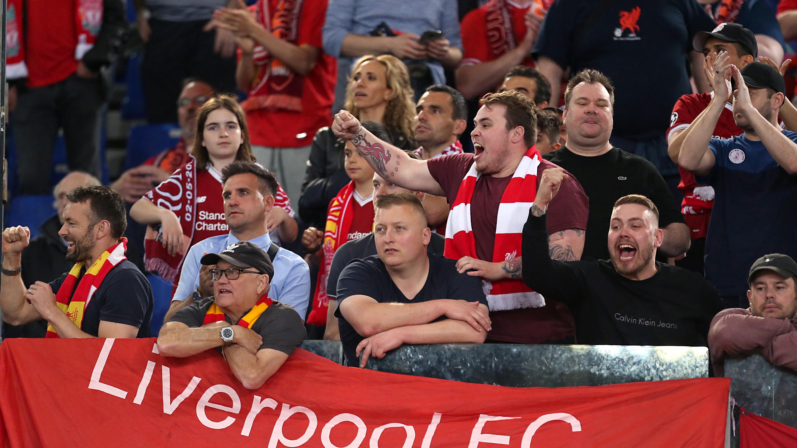 Liverpool fans commended for their behaviour in Rome Eurosport