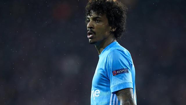 Favre sur Luiz Gustavo : « Jouer en défense centrale, c’est une preuve d’intelligence »