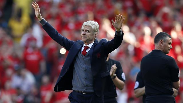 Wenger, très ému : « Je vais vider mon bureau, et après, je ne sais pas… »
