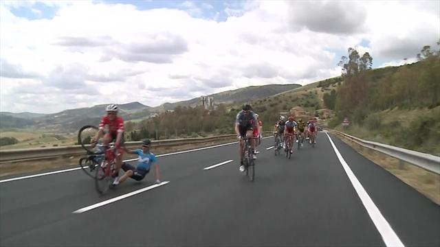 Giro de Italia 2018: ¿Qué es un afilador en ciclismo? El mejor ejemplo, en esta dura caída Giro de Italia 2018: ¿Qué es un afilador en ciclismo? El mejor ejemplo, en esta dura caída
