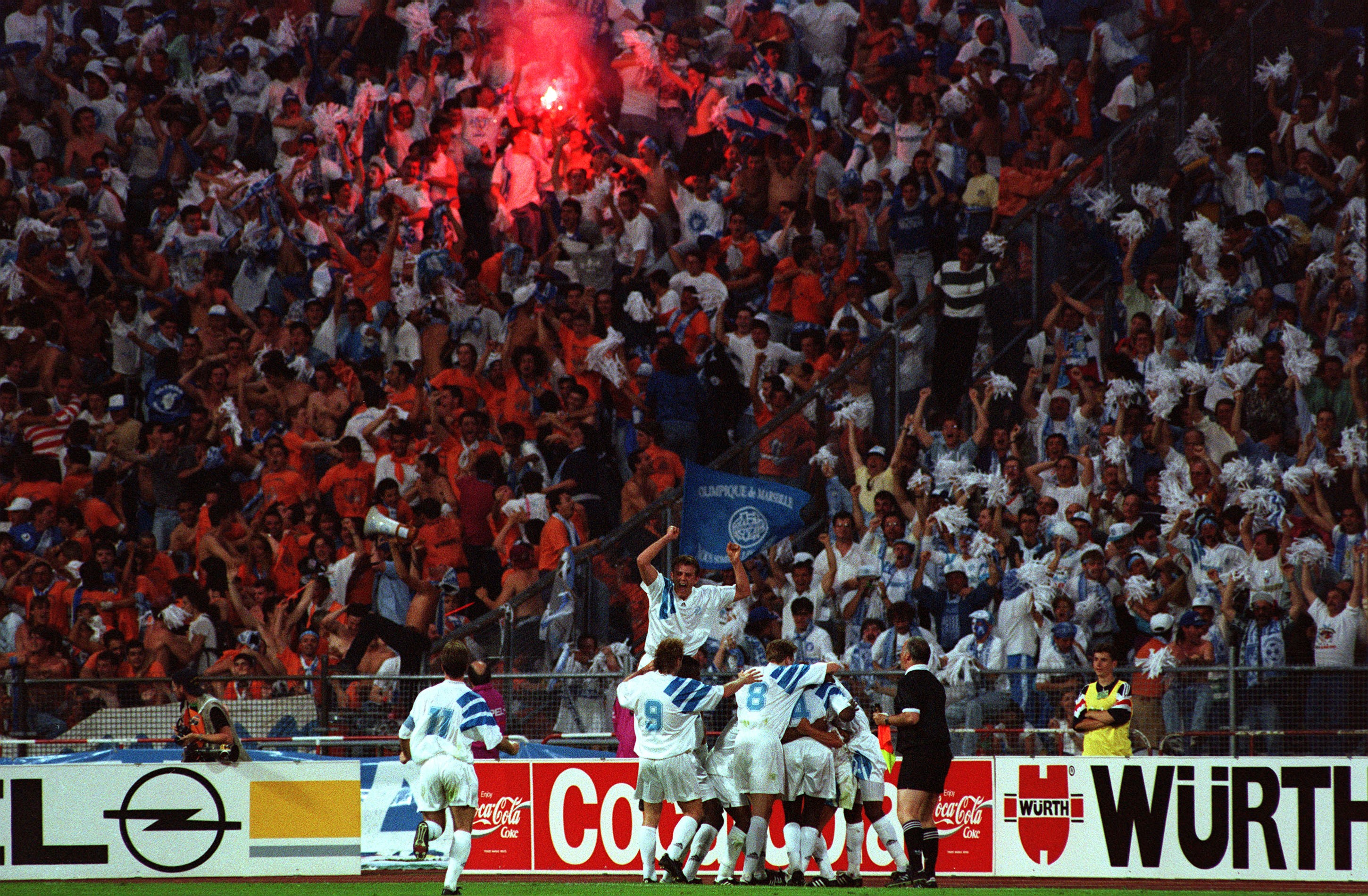 Basile Boli skjuter CL-titeln till Marseille 1993