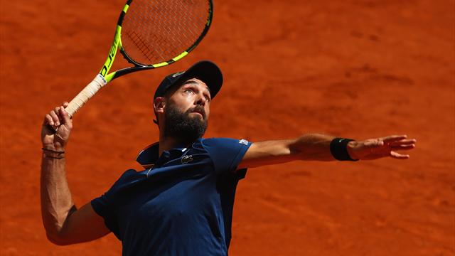 Rattrapé par son dos, Paire n'a pas fait le poids face à Cilic