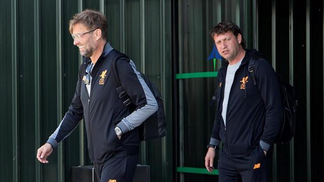 El Liverpool ya está en Málaga con la vista en Kiev