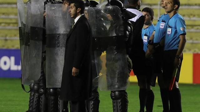 Refuerzan la presencia policial tras incidentes de hinchas en Bolivia