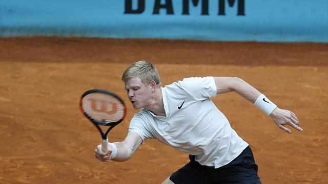 Kyle Edmund sweeps aside Lucas Pouille to reach Italian Open third round