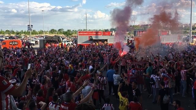 Así fue la fiesta de la afición rojiblanca en el Wanda Metropolitano Así fue la fiesta de la afición rojiblanca en el Wanda Metropolitano