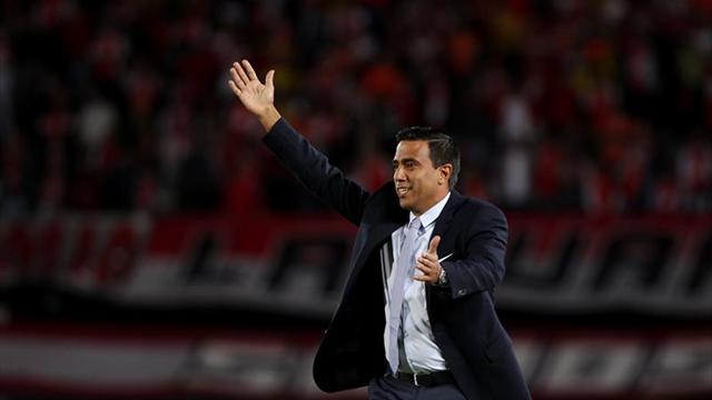 César Farías cita 24 jugadores en su primera incursión como técnico interino de Bolivia