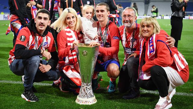 Simeone urges Griezmann to stay as Atletico striker refuses to discuss future