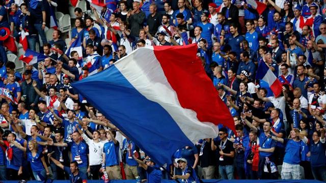 Uno de cada cuatro franceses utiliza insultos homófobos cuando ve el fútbol