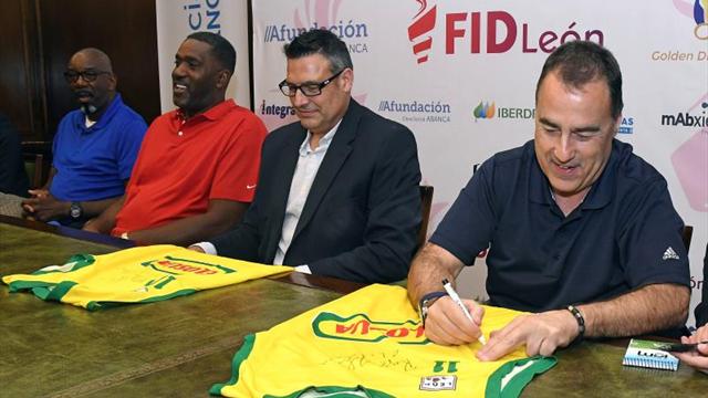 Aranzana cree que hubo "cierta dejadez" en la desaparición del CB León