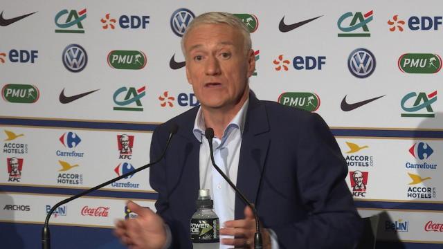 Deschamps sur Mbappé : "Il a la qualité de pouvoir jouer aux trois postes" Deschamps sur Mbappé : "Il a la qualité de pouvoir jouer aux trois postes"