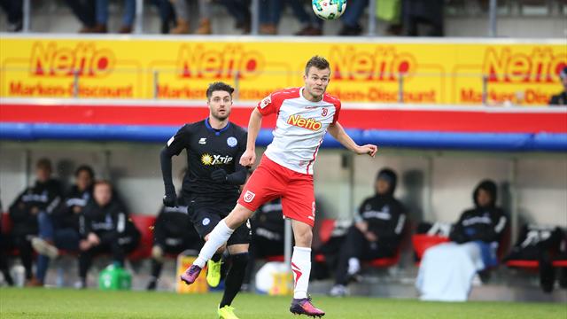 2. Liga: Regensburg gibt drei Abgänge bekannt