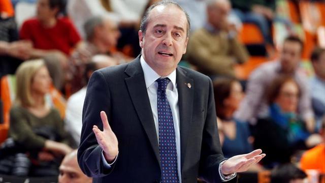 El Valencia recibe al Barcelona en un choque clave por el tercer puesto