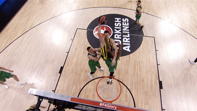 Top 5 plays of EuroLeague semi-finals Top 5 plays of EuroLeague semi-finals