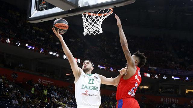Anadolu Efes'ten oyun kurucu takviyesi