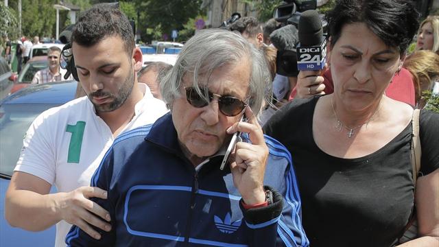 Настасе дважды за день попал в полицию: его поймали пьяным за рулем авто и нарушающим ПДД на скутере