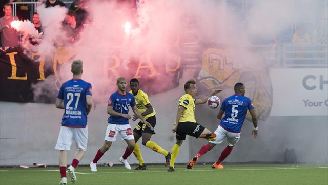 Måtte stoppe rivaloppgjøret etter pyro-stunt – risikerer sanksjoner