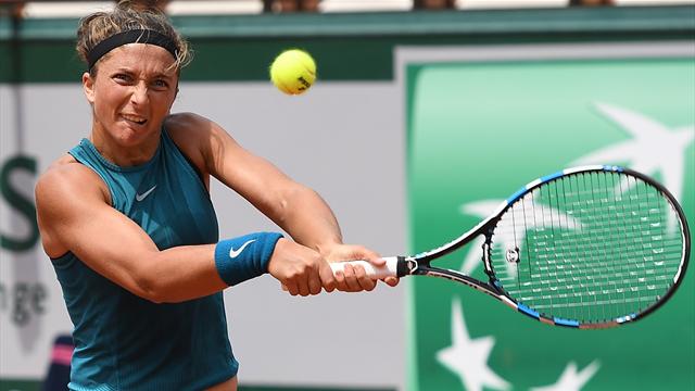 Sara Errani combatte ma finisce subito ko: la Cornet vince in rimonta