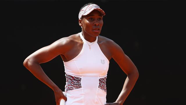 Maria Sharapova should be afraid only of Serena Williams, says Chris Evert