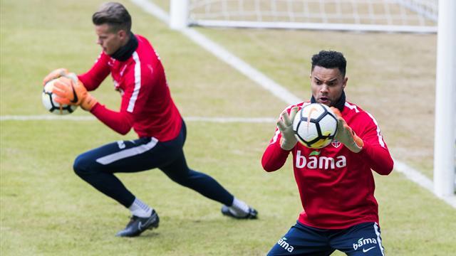 Hevder norsk landslagskeeper kan være på vei til nederlandsk fotball