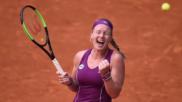 Oppermachtige Kiki Bertens in sneltreinvaart naar tweede ronde