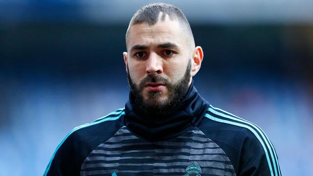 Deux proches de Benzema présentés à la justice
