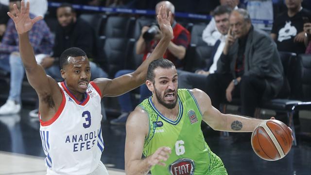 Anadolu Efes, dördüncü maça taşıdı