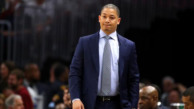 Les Cavaliers se séparent de Lue