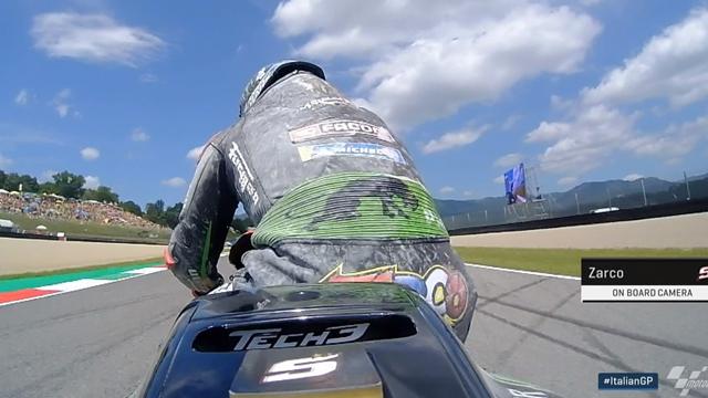 Überschlag inbegriffen: Zarco fliegt ab Überschlag inbegriffen: Zarco fliegt ab