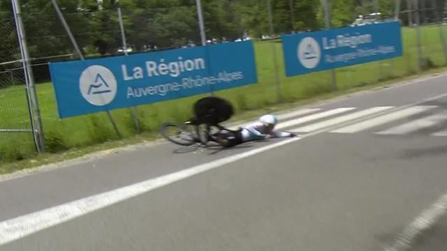 La chute spectaculaire de Geraint Thomas La chute spectaculaire de Geraint Thomas
