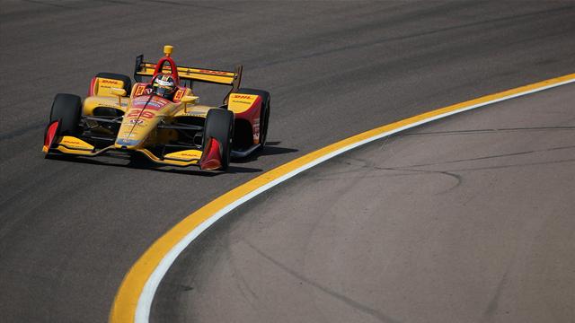 Hunter-Reay contrarie Dixon