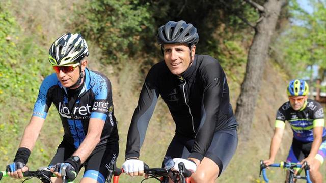 Miguel Induráin protagonista de la Vuelta 123 entre Santander y Madrid