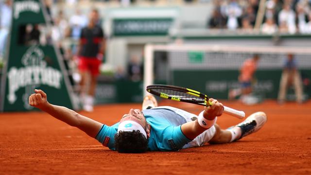 24 points et des échanges de martiens : Cecchinato et Djoko ont sorti un tie-break inoubliable
