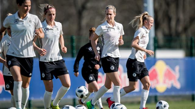 DFB-Frauen im Härtetest - live in TV und im Livestream bei Eurosport