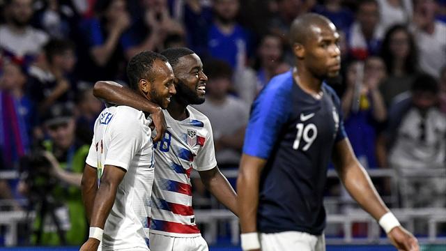 Sidibé s'est déchiré, Lloris n'a pas aidé et les Américains en ont profité