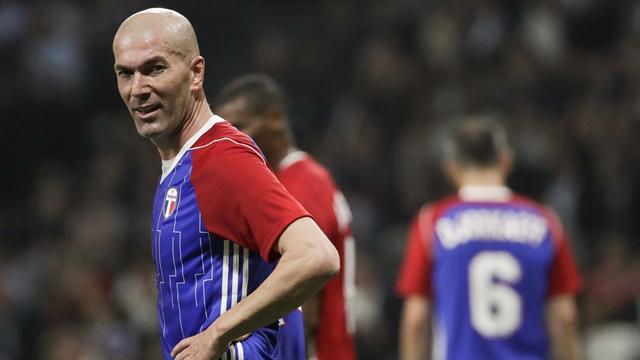 La fête des héros bleus