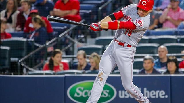 1-5. Votto conecta triple y sella el triunfo de los Rojos