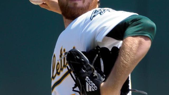 5-13. Gattis conecta dos jonrones contra los Atléticos
