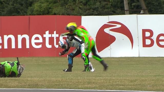 Rider throws punch after rival takes him out in Supersport crash Rider throws punch after rival takes him out in Supersport crash