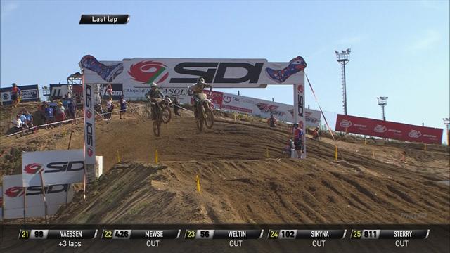 Jorge Prado vince nella MX2 e si porta a soli 9 punti in classifica da Pauls Jonass Jorge Prado vince nella MX2 e si porta a soli 9 punti in classifica da Pauls Jonass