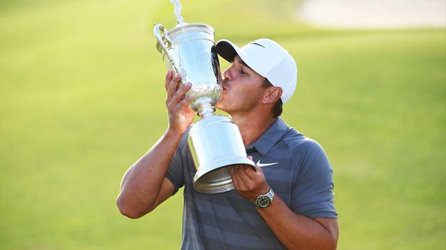 Koepka vince il PGA Championship e fa doppietta dopo lo US Open! Secondo Tiger Woods, 6° Molinari