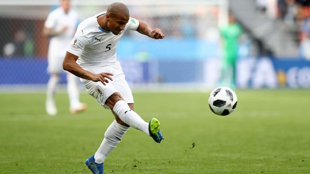 Le pagelle di Uruguay-Arabia Saudita 1-0: Sanchez generoso e Suarez decisivo. Al-Owais, che disastro