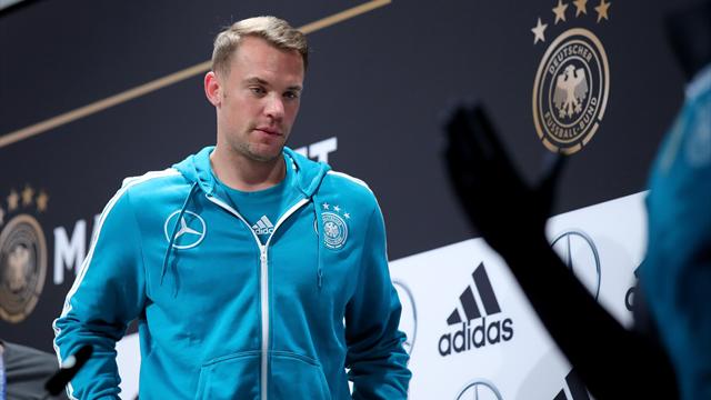 "Ist ja keine neue Mannschaft": Neuer nimmt erfahrene Spieler in die Pflicht "Ist ja keine neue Mannschaft": Neuer nimmt erfahrene Spieler in die Pflicht