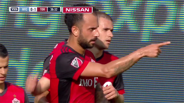 MLS: La vaselina de Víctor Vázquez y el gol cantado que falló Villa MLS: La vaselina de Víctor Vázquez y el gol cantado que falló Villa