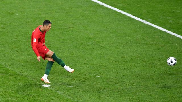 La VAR offre un penalty à Ronaldo... qui manque sa tentative de break pour le Portugal