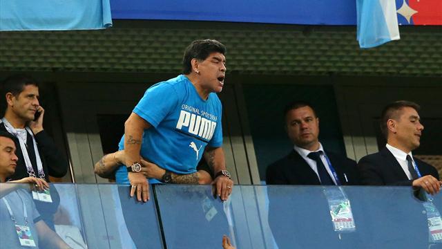 Maradona propose ses services en tant que sélectionneur, gratuitement